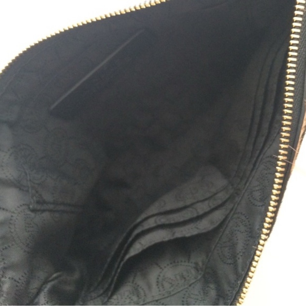 NWT Michael Kors Bedford Calf hair leopard print rectangular oversized wristlet - Picture 8 of 8